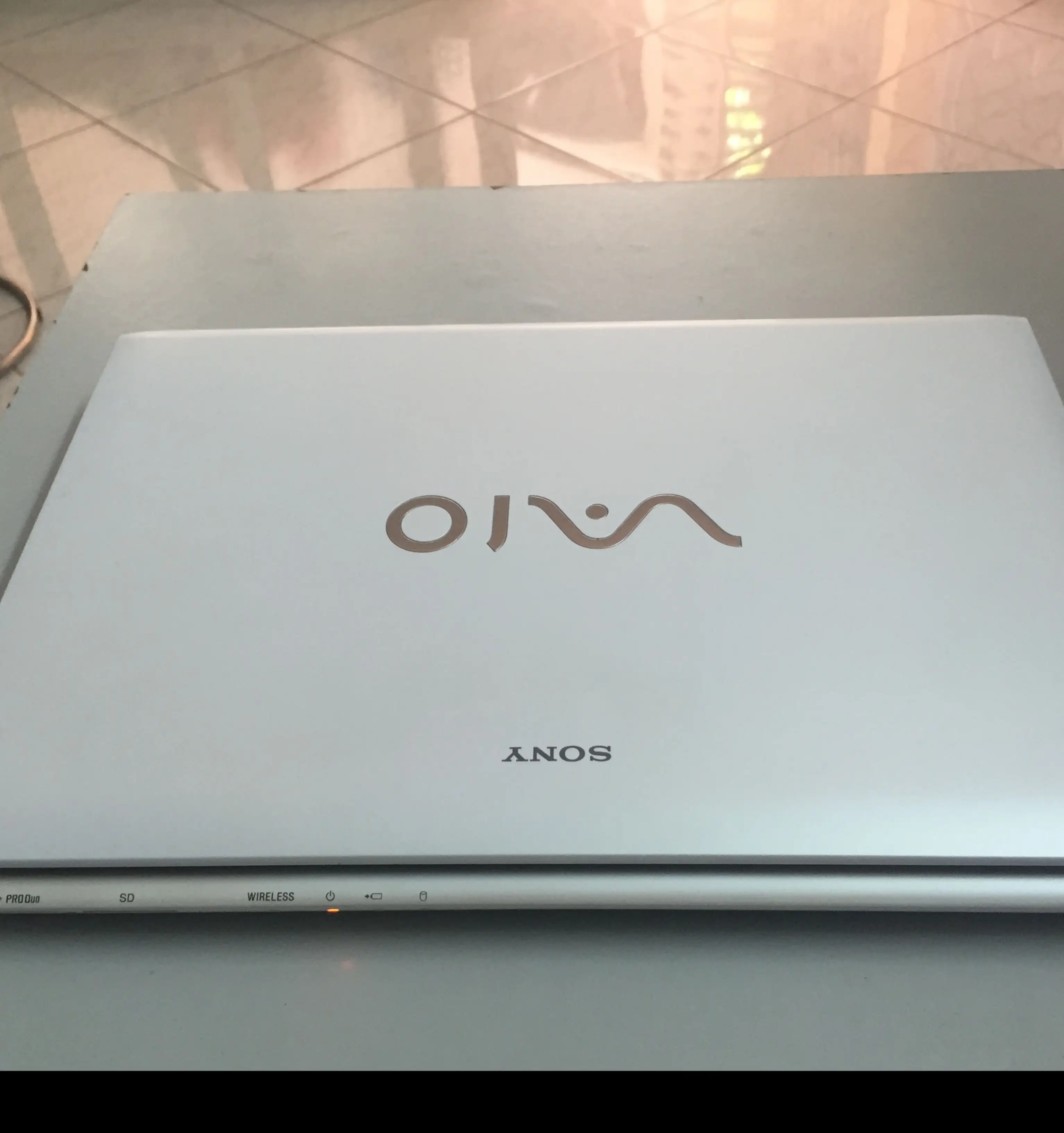 Sony VAIO VGN-CR356 - Low-range performance desktop for developers, junior designer, students, and office workers.